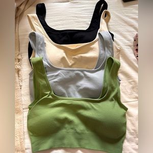 4 colored Sports bra set : Light green, cream, black and light blue